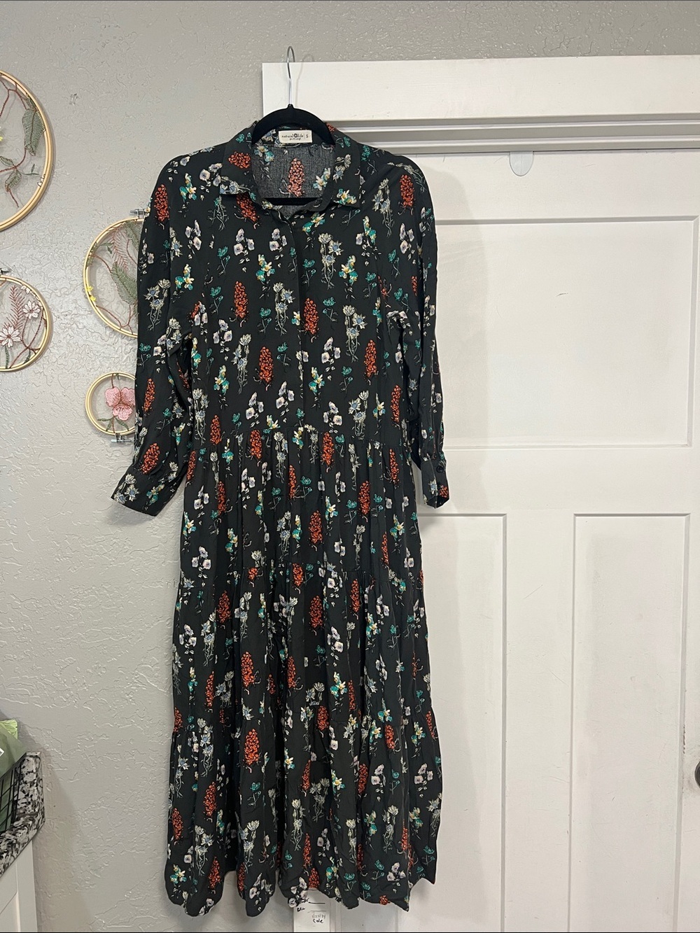 NATURAL LIFE RAYON FLORAL LONG SLEEVE TIERED MIDI DRESS SIZE SMALL